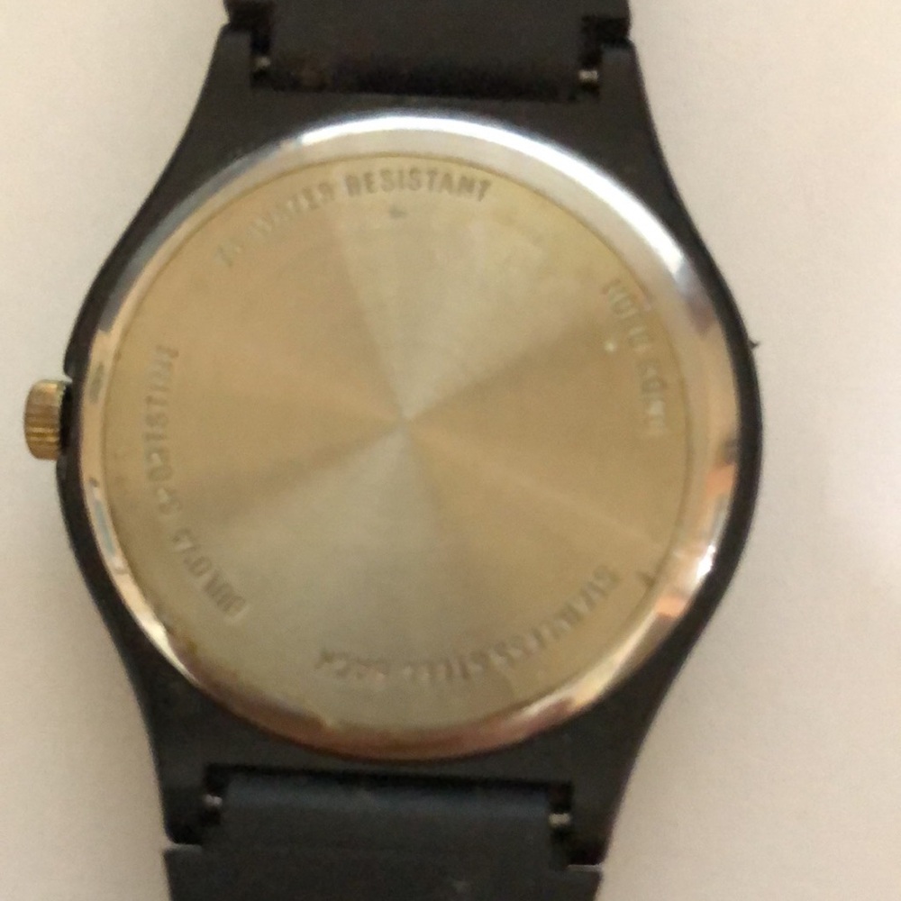 WATCH - Picture 5 of 5